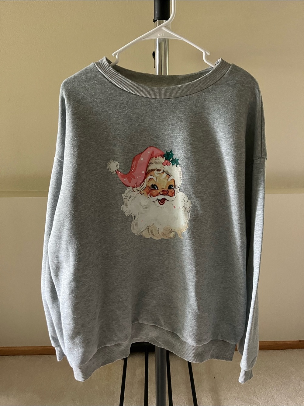 Gray Santa Graphic Crewneck Sweatshirt - women’s